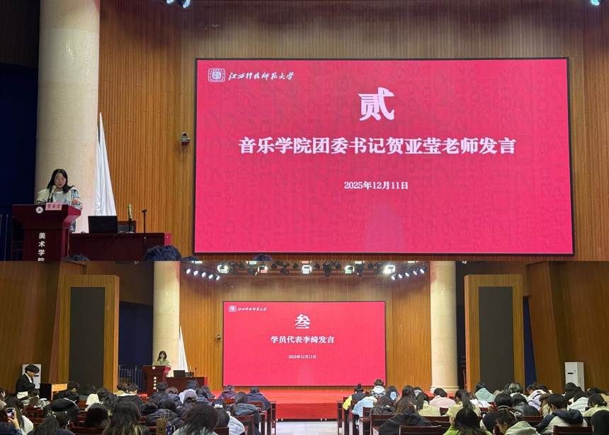 2be39bfd859ea4b5ff82c2b456c3c22