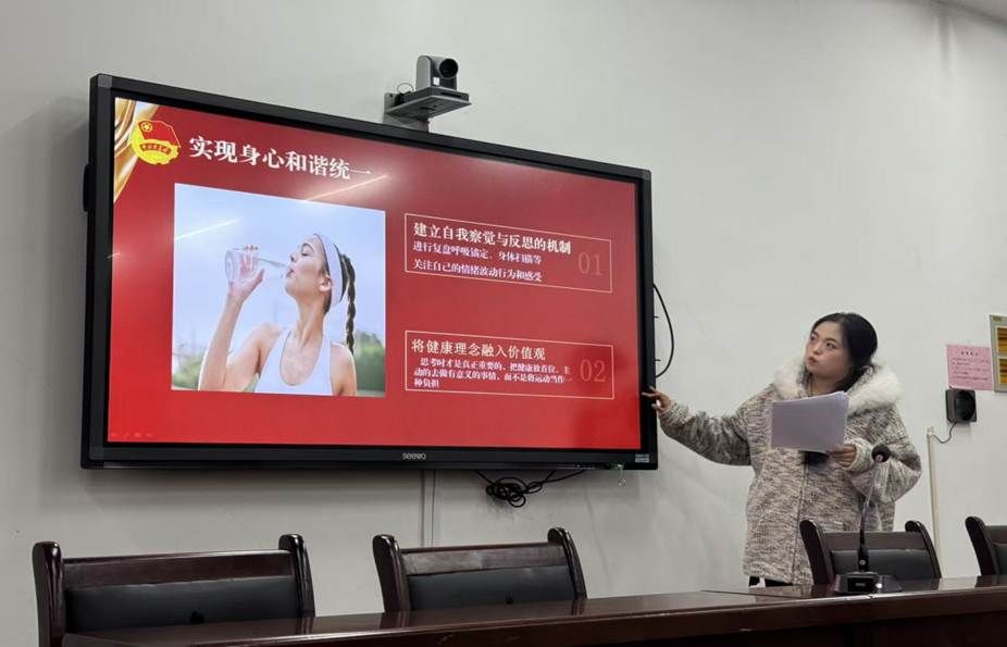 2025-11-04 20:04:14.469000