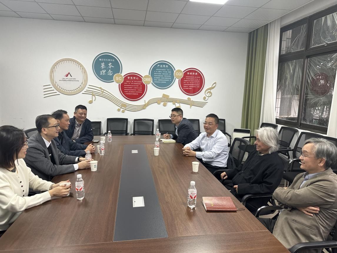 68580bb37d59bdaee5fceddf8125b7b3