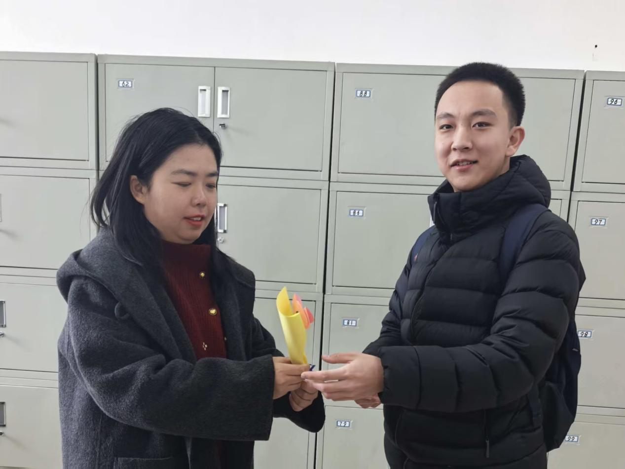 bcda3189bb5655b4c28f2f8c897f015b